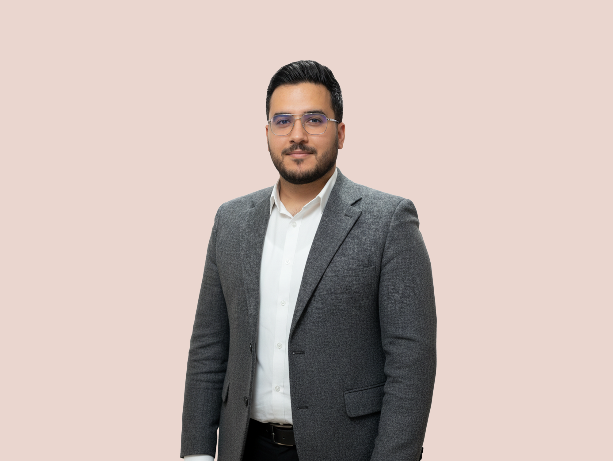 عرض ملف دكتور أسامة كنعان